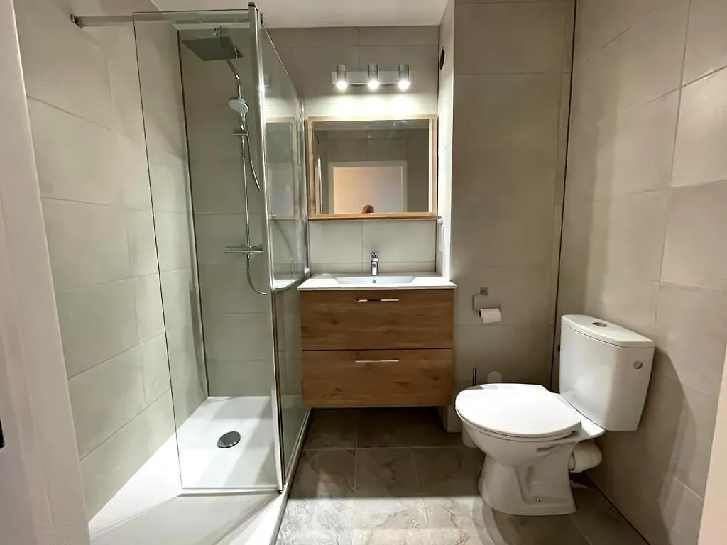 Studio With Balcony In Antibes With Ac