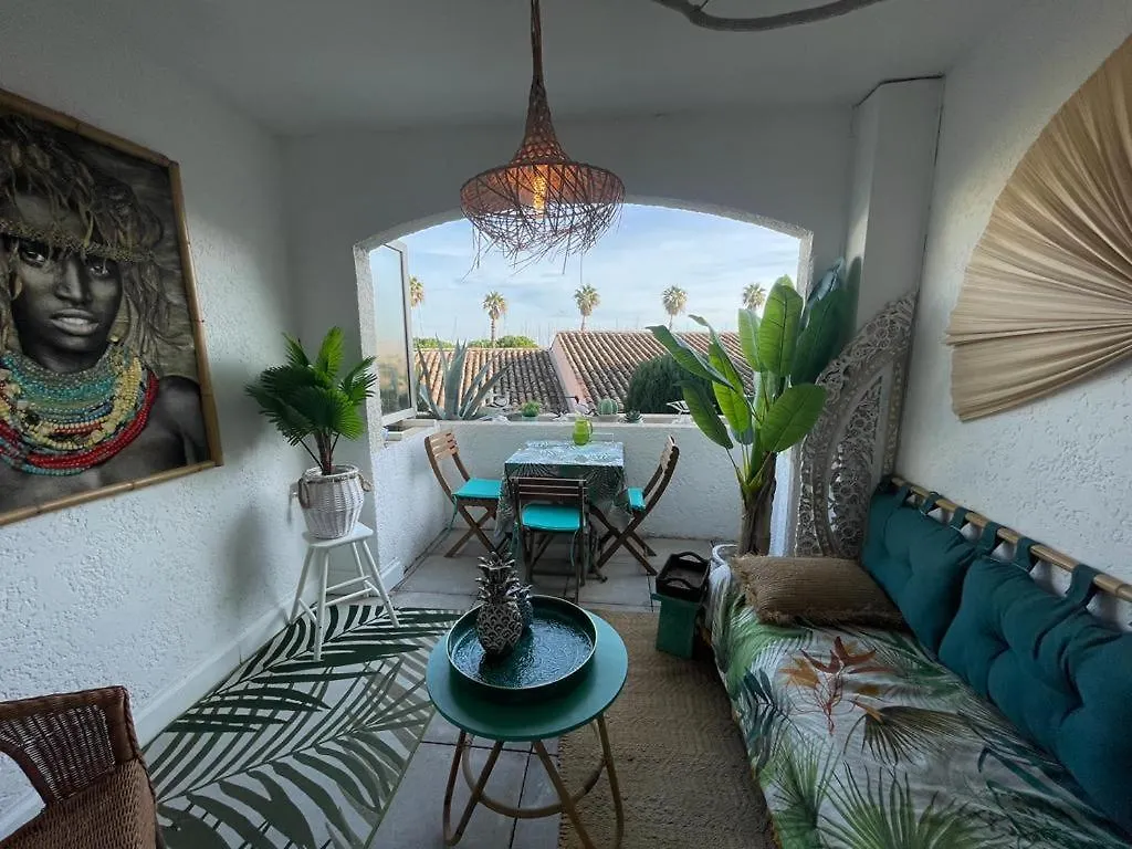 Apartment Studio With Balcony In Antibes With Ac France